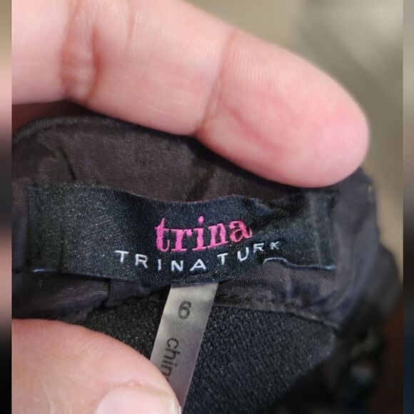 Trina Turk Off the Shoulder Bell Sleeves Black Dress Size 6 - Picture 10 of 15